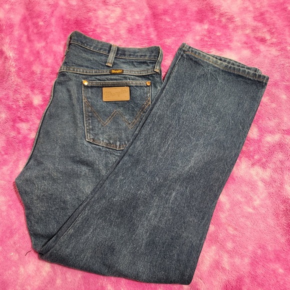 Vintage Wrangler 13MWZ Cowboy Cut Jeans Men's 38x31 USA Made Denim - Picture 1 of 11